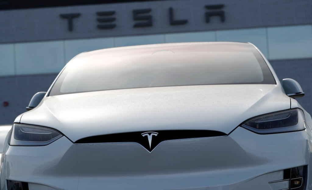 A Tesla Model X 